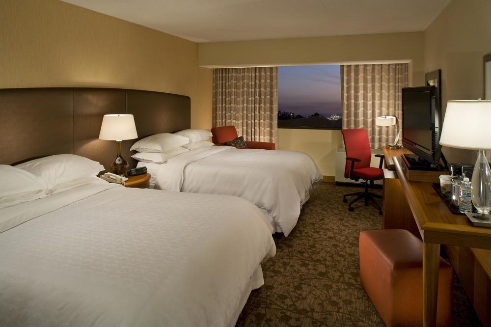 Graduate By Hilton Iowa Hotel Iowa City