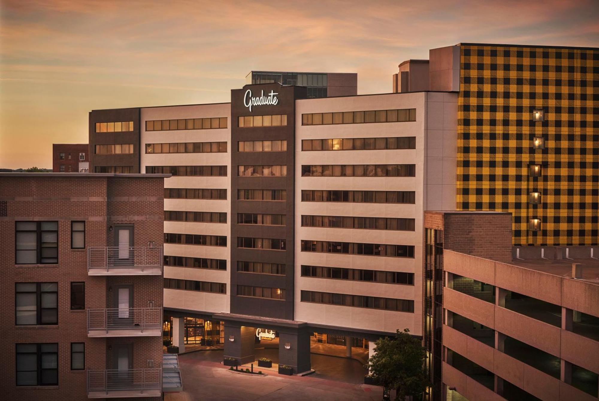 Graduate By Hilton Iowa